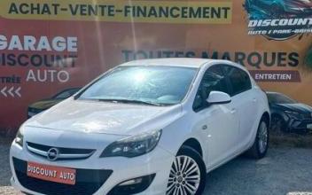 Opel astra Vestric-et-Candiac