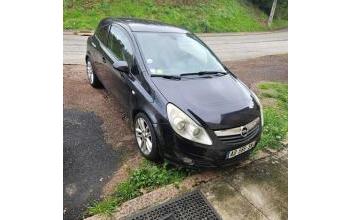 Opel corsa Cours-la-Ville