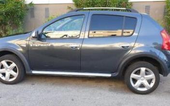 Dacia sandero Saint-Marcel-l'Eclairé