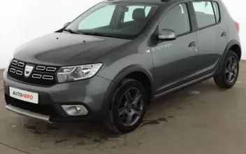 Dacia Sandero Issy-les-Moulineaux