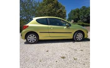 Peugeot 207 Montpezat-de-Quercy