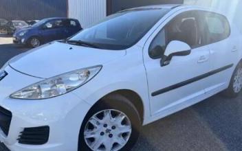 Peugeot 207 Saint-Denis-en-Val