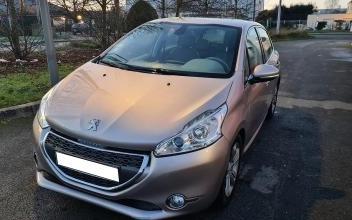 Peugeot 208 Coignières