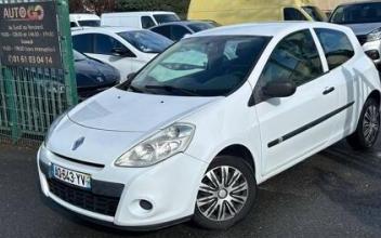 Renault clio Pierrelaye