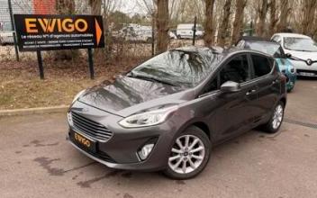 Ford fiesta Saint-Jean-du-Cardonnay