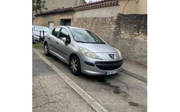 Peugeot 207 Remoulins