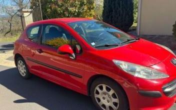 Peugeot 207 Cachan