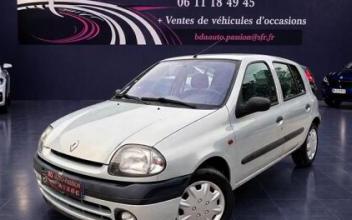 Renault clio Orthoux-Sérignac-Quilhan