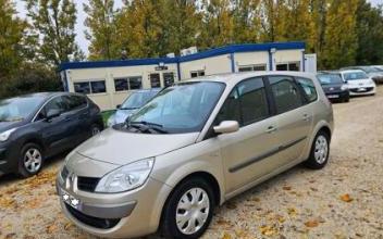 Renault grand scenic ii Saint-Valérien
