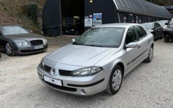 Renault Laguna Sathonay-Camp
