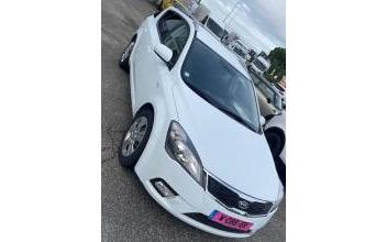 Kia ceed sw Castelculier