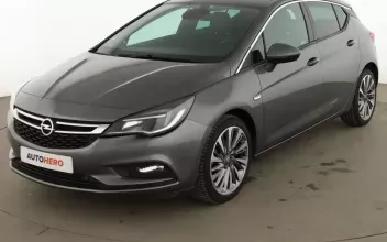 Opel Astra Issy-les-Moulineaux