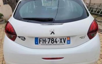 Peugeot 208 Villeneuve-lès-Avignon