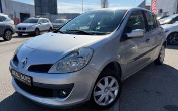 Renault Clio Saint-Martin-d'Hères