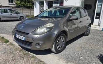Renault clio Saint-Jean-de-la-Ruelle