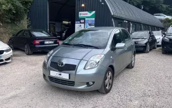 Toyota Yaris Sathonay-Camp