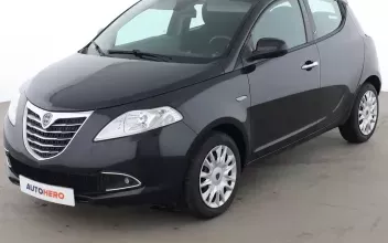 Lancia Ypsilon Issy-les-Moulineaux