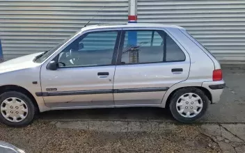Peugeot 106 Drancy