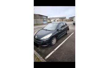 Peugeot 207 Saint-Marcel