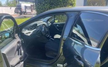 Peugeot 208 Mouilleron-le-Captif