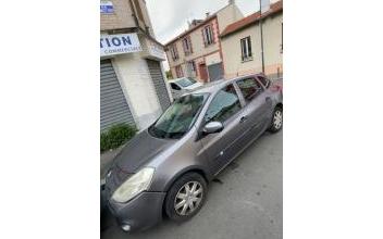 Renault clio iii Saint-Denis