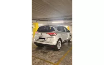 Renault Scenic Paris