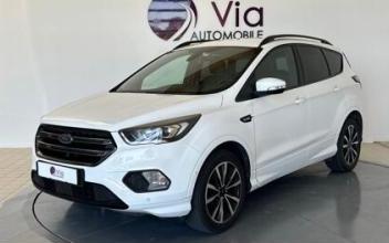 Ford kuga Saujon