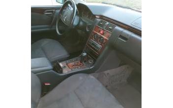 Mercedes classe e Gourdon