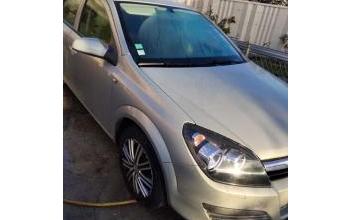 Opel astra Tarbes