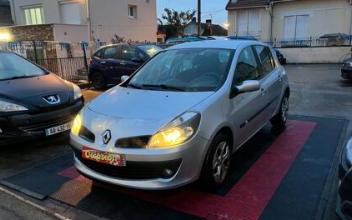 Renault clio iii Le-Blanc-Mesnil
