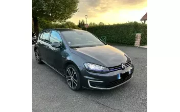 Volkswagen Golf GTE Sainte-Suzanne