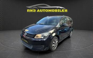 Volkswagen touran Pantin