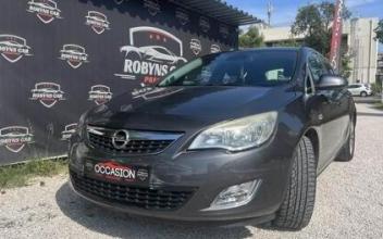 Opel astra Bouc-Bel-Air