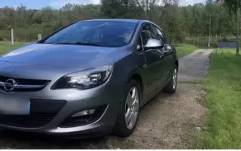 Opel Astra Divonne-les-Bains