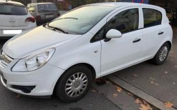 Opel corsa Vénissieux