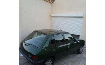 Peugeot 205 Istres