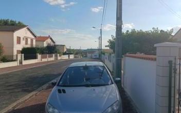 Peugeot 206 Cherves-Richemont