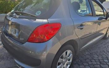 Peugeot 207 Poissy