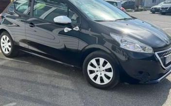 Peugeot 208 Saran