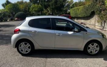 Peugeot 208 Roquebrune-Cap-Martin