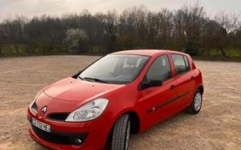 Renault clio iii Châtillon-sur-Chalaronne