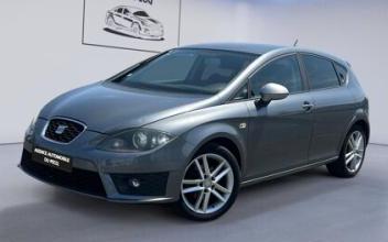 Seat leon Le-Pecq