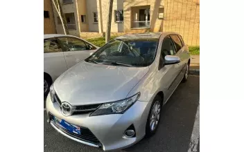 Toyota Auris Cergy