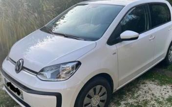 Volkswagen up Saint-Dizant-du-Gua
