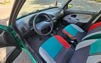 Citroen saxo Plailly