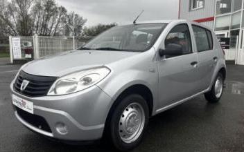 Dacia sandero Le-Bignon