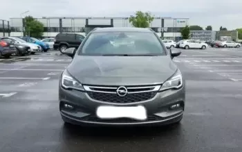 Opel Astra Saint-Ouen
