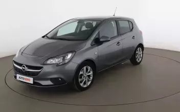 Opel Corsa Issy-les-Moulineaux