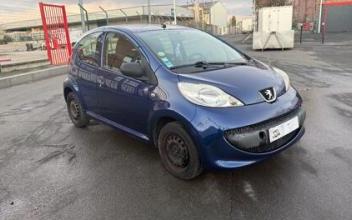 Peugeot 107 La-Courneuve