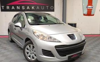 Peugeot 207 La-Chapelle-des-Fougeretz